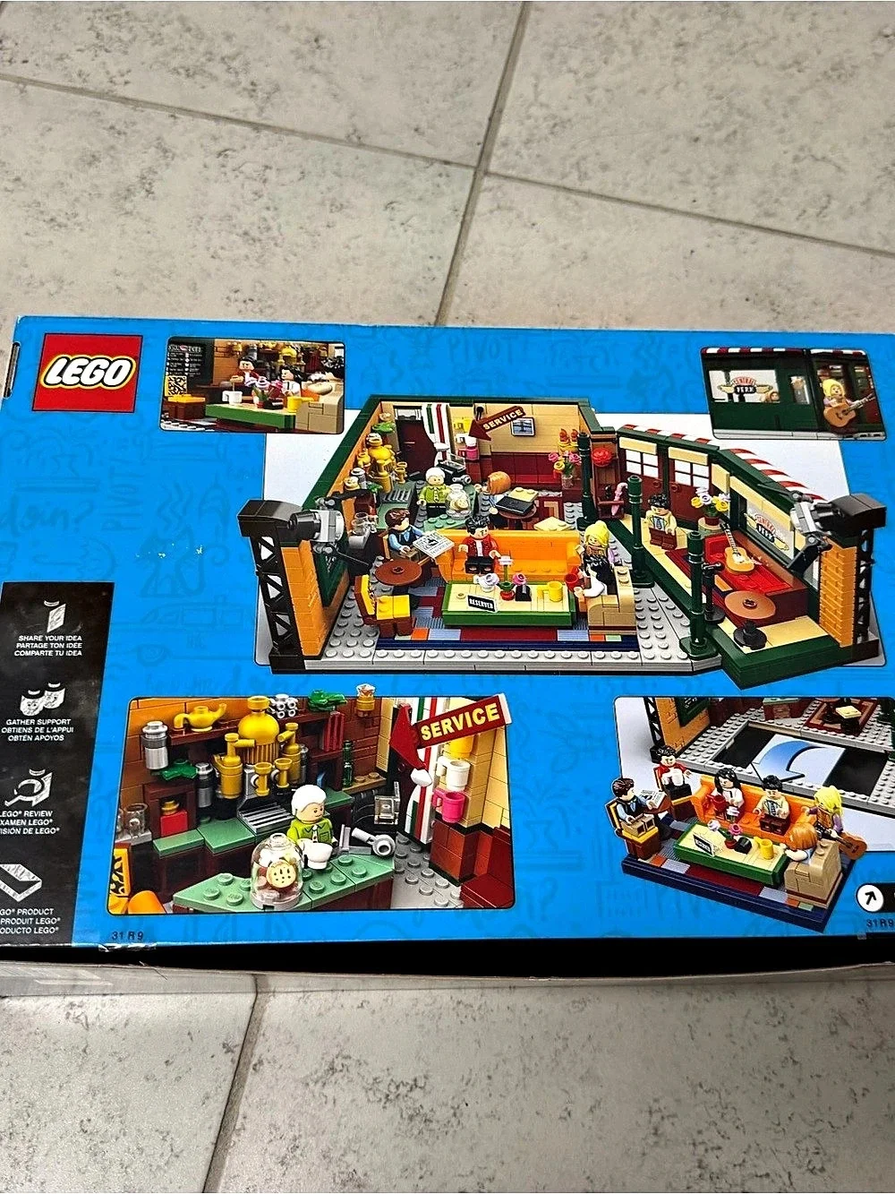 LEGO Ideas Friends Central Perk Building Set 21319 OPEN BOX